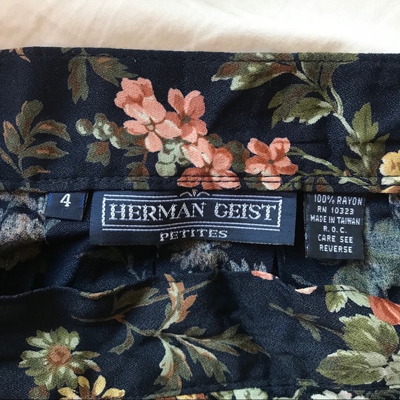 Vintage Herman Crest pleated floral skirt 🍂🍁 - Picture 3 of 3